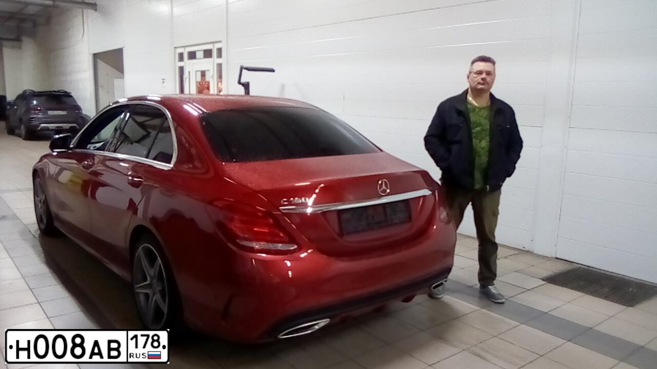 Фото автомобиля MERCEDES C-KLASSE, 2012 — госномер Н008АВ178. Цвет: Коричневый