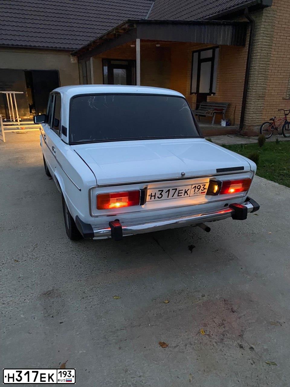 Фото автомобиля LADA 2106, 1998 — госномер Р723УТ61. Цвет: ЯРКО-БЕЛЫЙ