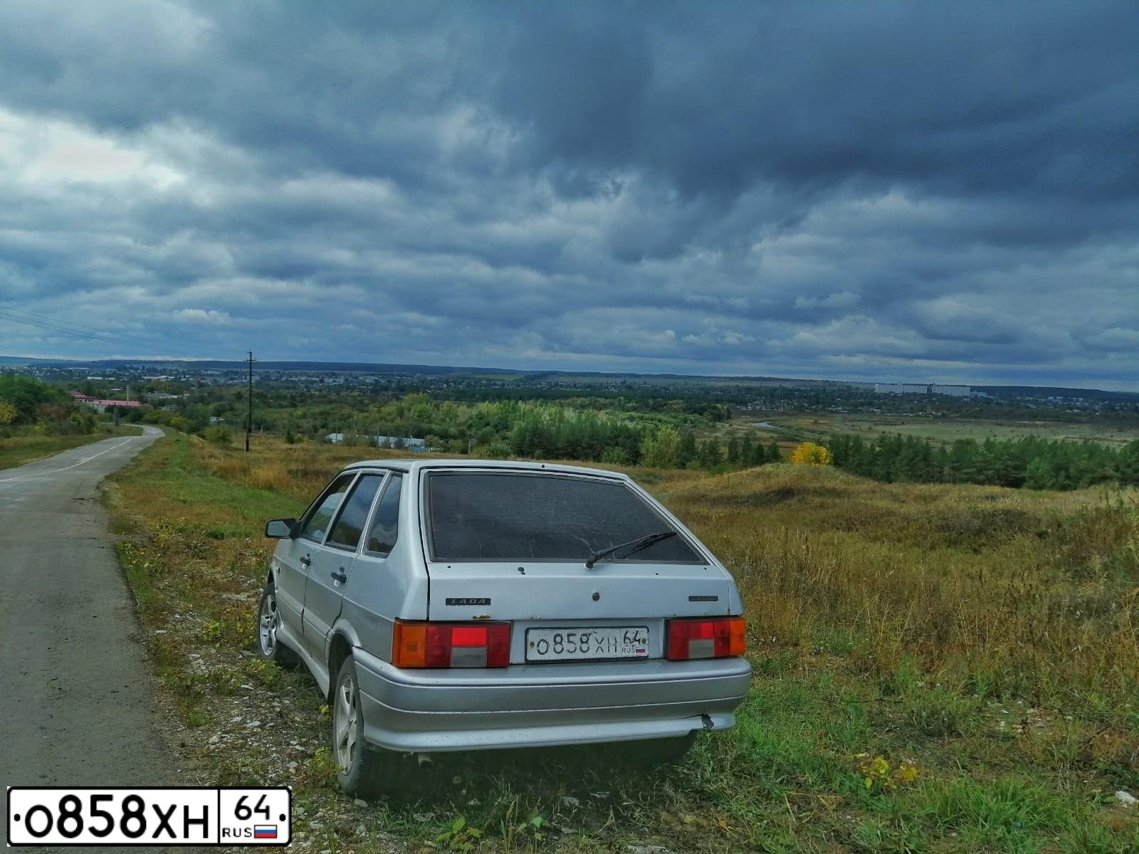 Фото автомобиля LADA 2114 SAMARA, 2008 — госномер Х858ЕА64. Цвет: СВЕТЛО-СЕРЕБРИСТЫЙ  МЕТАЛЛИК