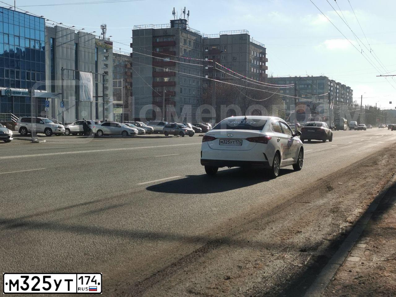 Фото автомобиля HYUNDAI SOLARIS, 2020 — госномер В004ВН774. Цвет: Белый