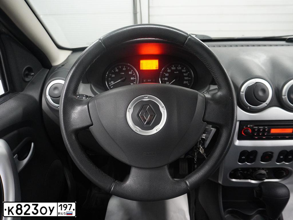Фото автомобиля RENAULT SANDERO, 2011 — госномер У548АР799. Цвет: БЕЖЕВЫЙ