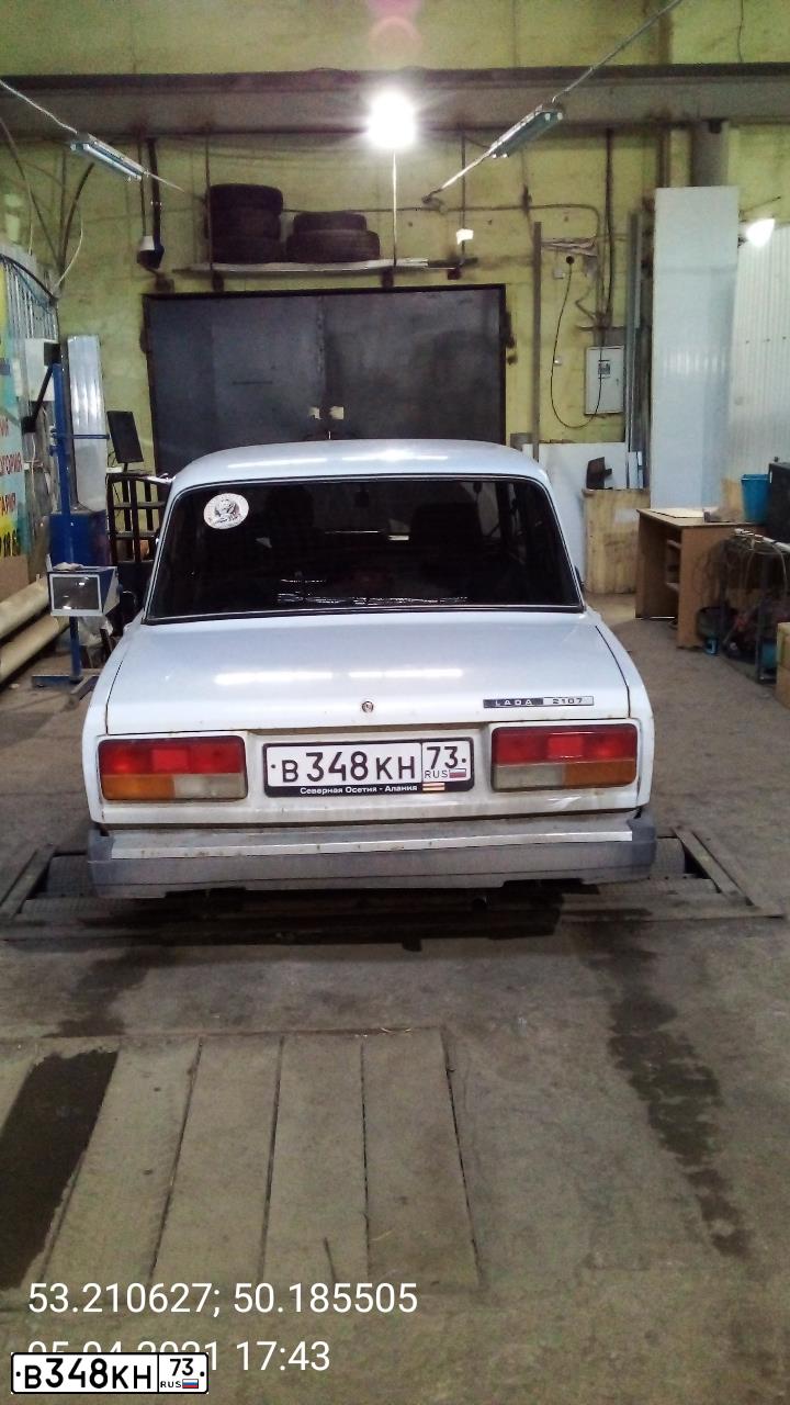 Фото автомобиля LADA 2107, 2006 — госномер В348КН73. Цвет: ЯРКО-БЕЛЫЙ