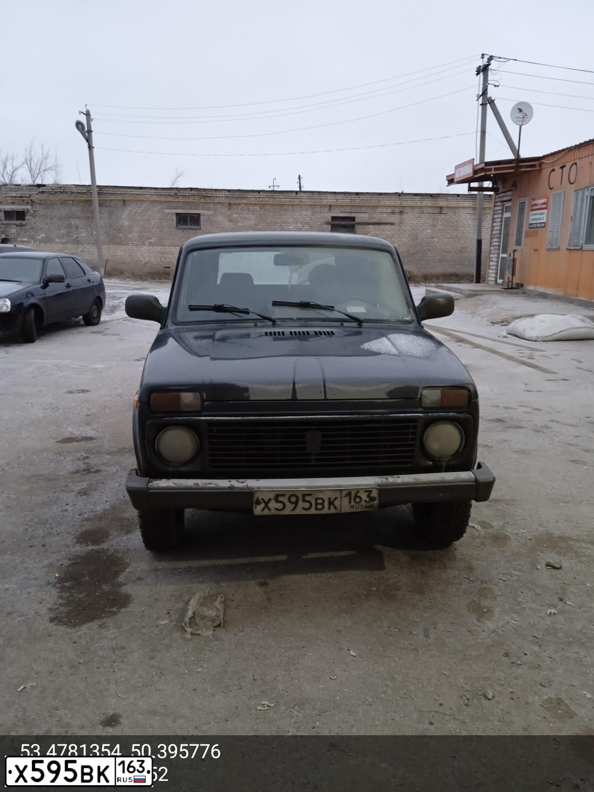 Фото автомобиля LADA 2121 NIVA, 2015 — госномер Х595ВК163. Цвет: Темно-зеленый