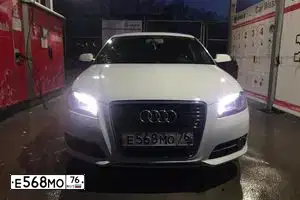 Фото автомобиля AUDI A3, 2011 — госномер А011ЕВ977. Цвет: Белый