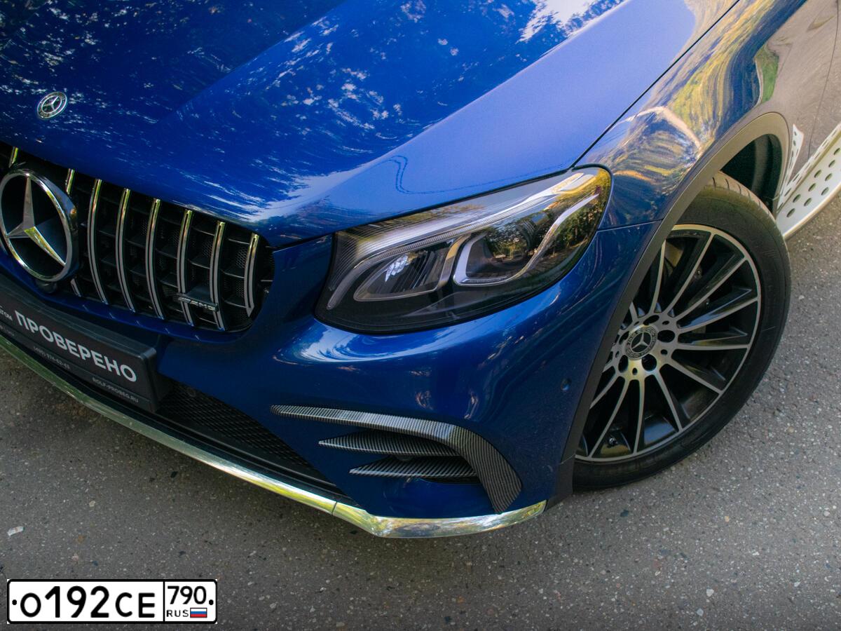 Фото автомобиля MERCEDES GLC-KLASSE, 2017 — госномер У263ОЕ797. Цвет: синий