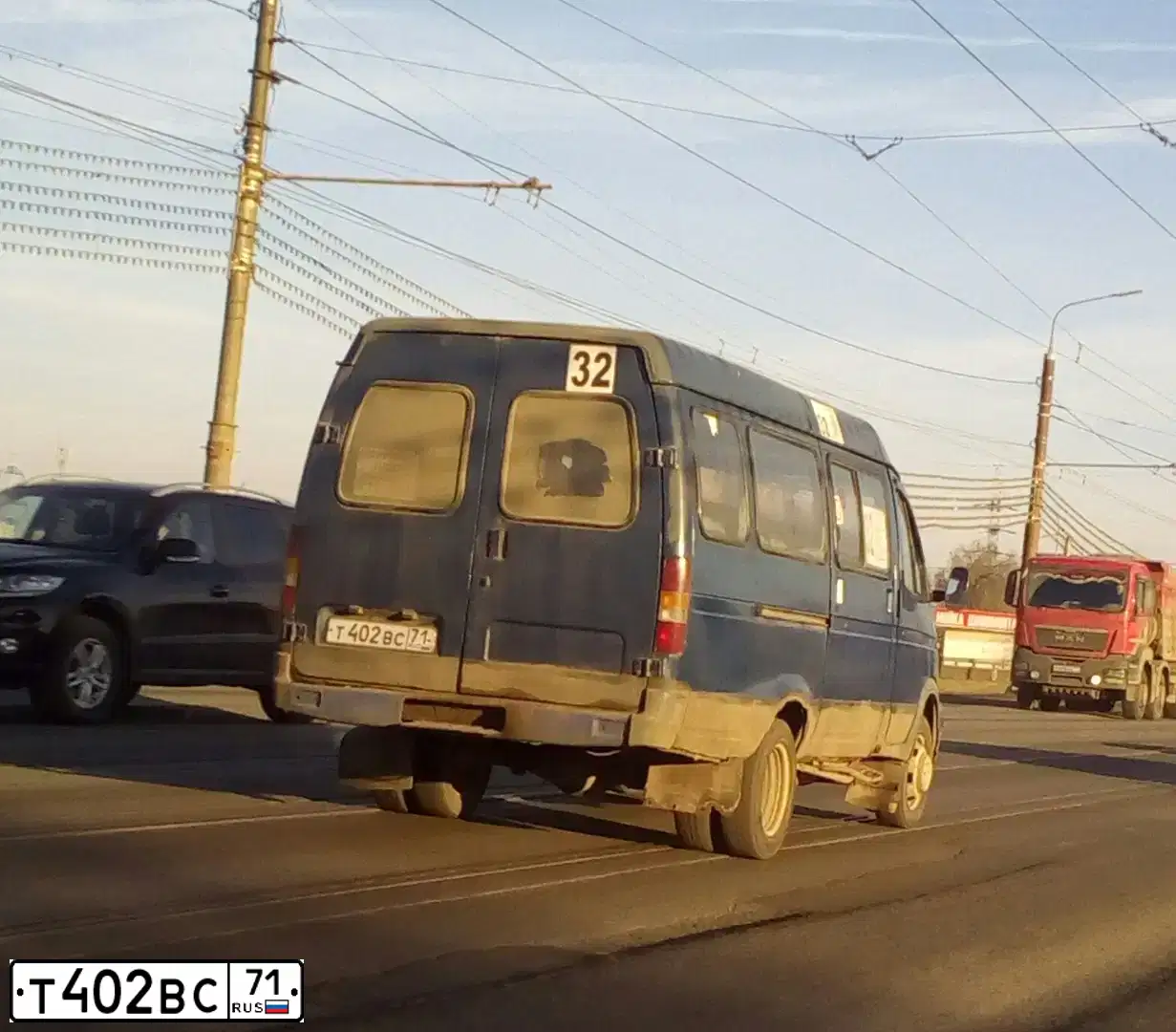 Фото автомобиля GAZ Z 3221 GAZEL, 2003 — госномер Т402ВС71. Цвет: БАЛТИКА