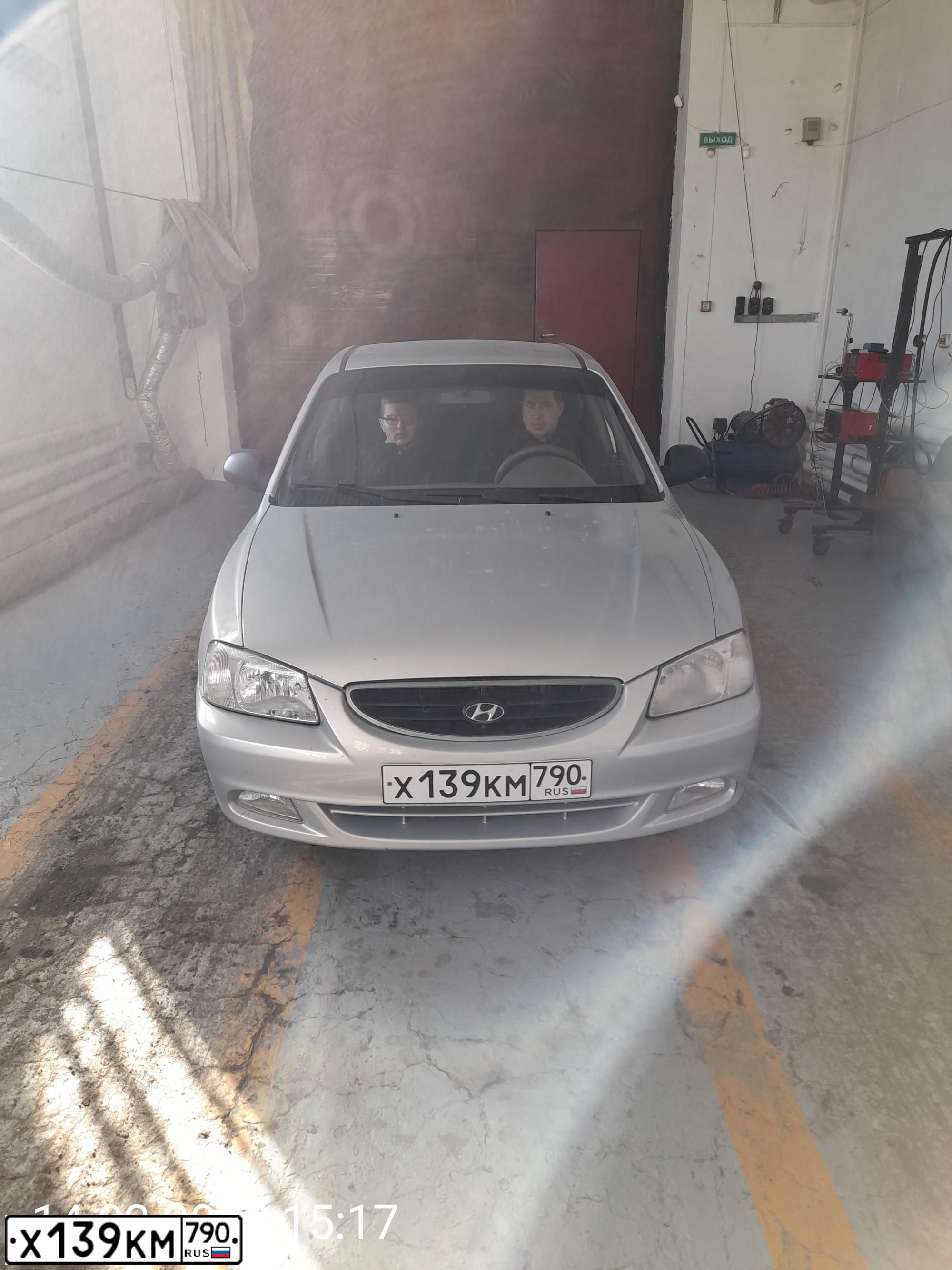 Фото автомобиля TAGAZ ACCENT, 2010 — госномер В401ЕР761. Цвет: СЕРЕБРИСТЫЙ
