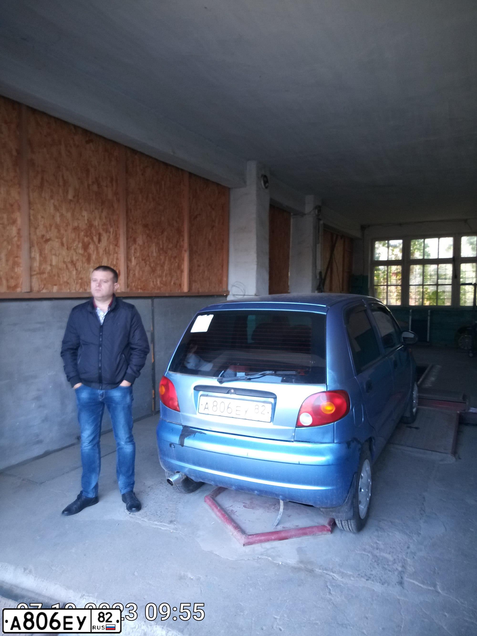 Фото автомобиля DAEWOO ДЭУ МАТИЗ, 2009 — госномер А806ЕУ82. Цвет: СИНИЙ