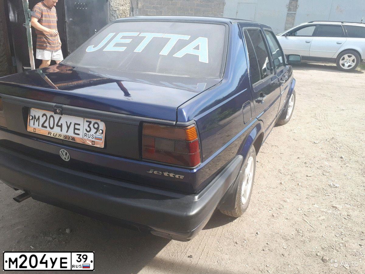 Фото автомобиля VOLKSWAGEN JETTA, 1990 — госномер О642МВ159