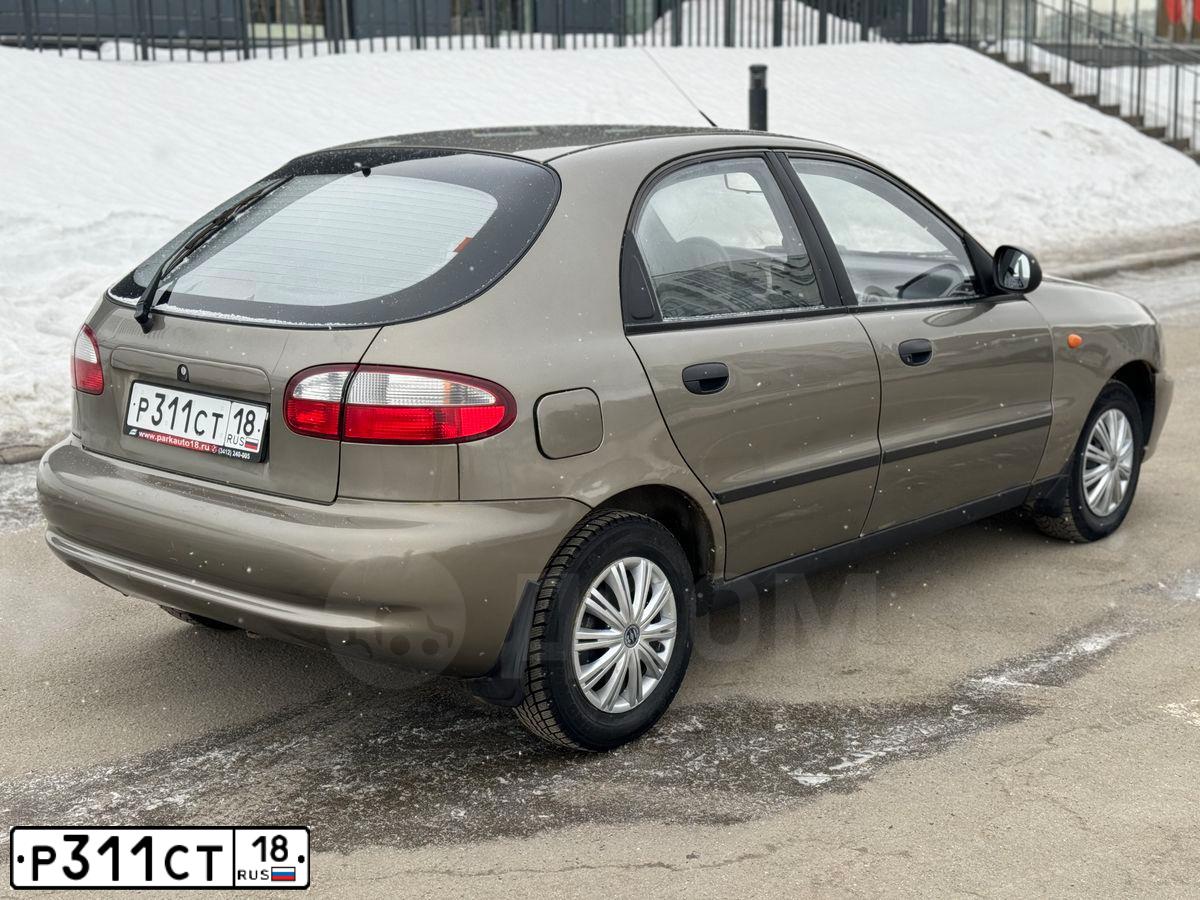 Фото автомобиля ZAZ CHANCE, 2011 — госномер Т968СР18. Цвет: СЕРО-ЗЕЛЕНЫЙ