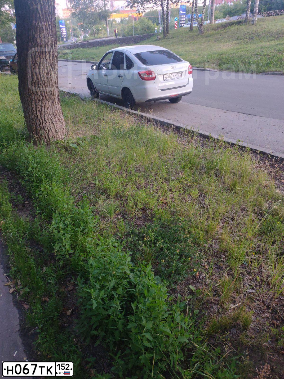 Фото автомобиля LADA 2191 GRANTA, 2015 — госномер Н067ТК152. Цвет: Белый