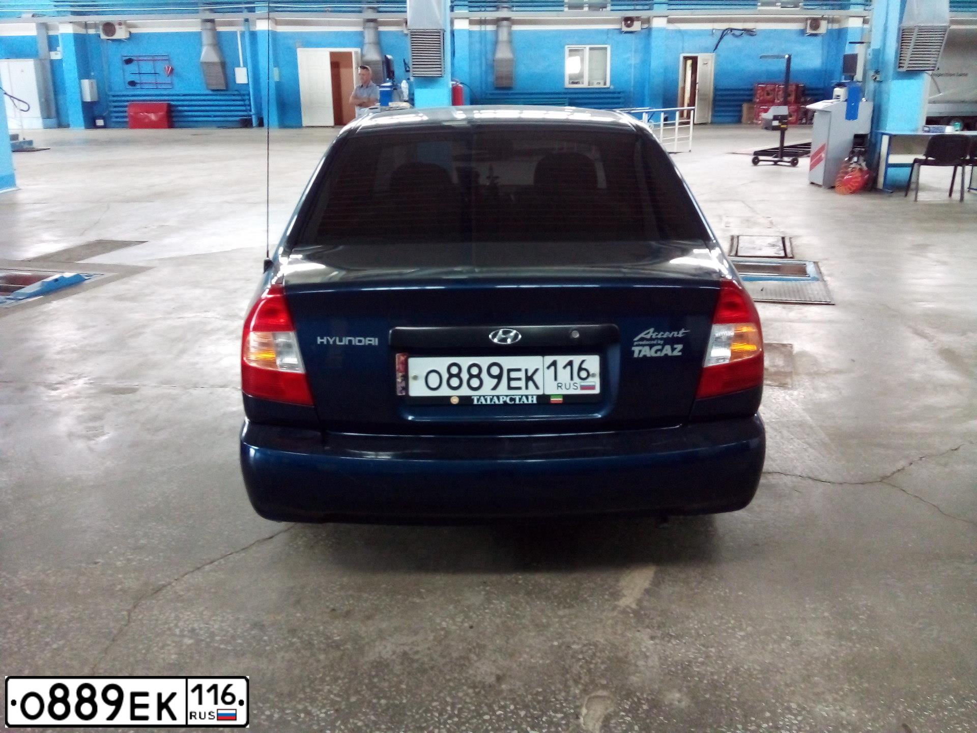 Фото автомобиля TAGAZ ACCENT, 2011 — госномер О889ЕК116. Цвет: синий