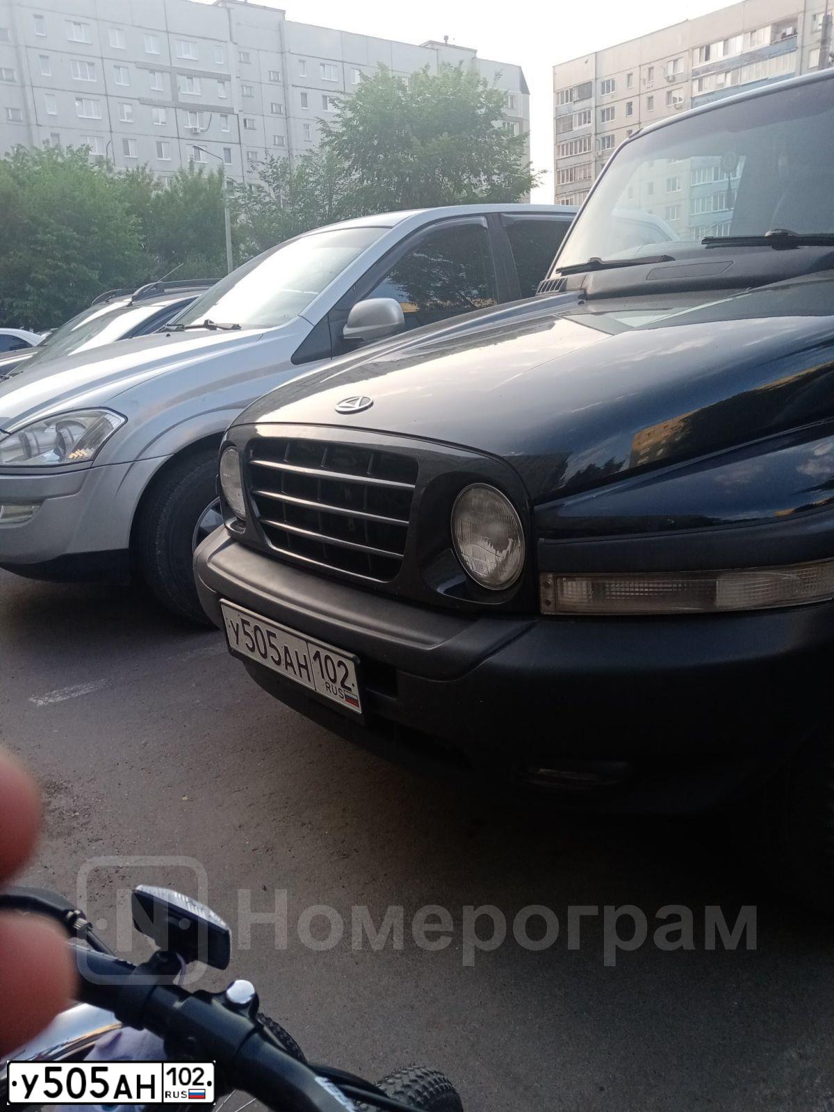 Фото автомобиля TAGAZ TAGER, 2008 — госномер Х677НС102. Цвет: ЧЕРНЫЙ