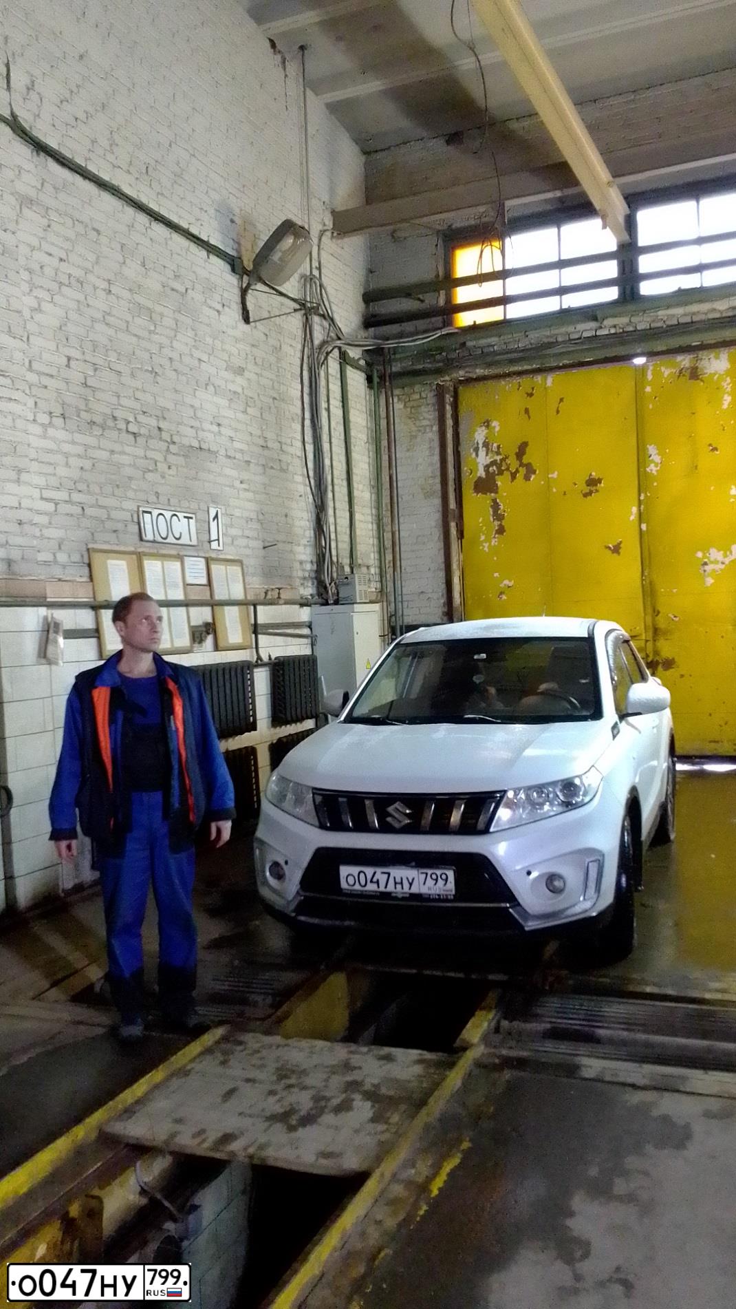Фото автомобиля SUZUKI /GRAND/ VITARA, 2019 — госномер О047НУ799. Цвет: БЕЛЫЙ