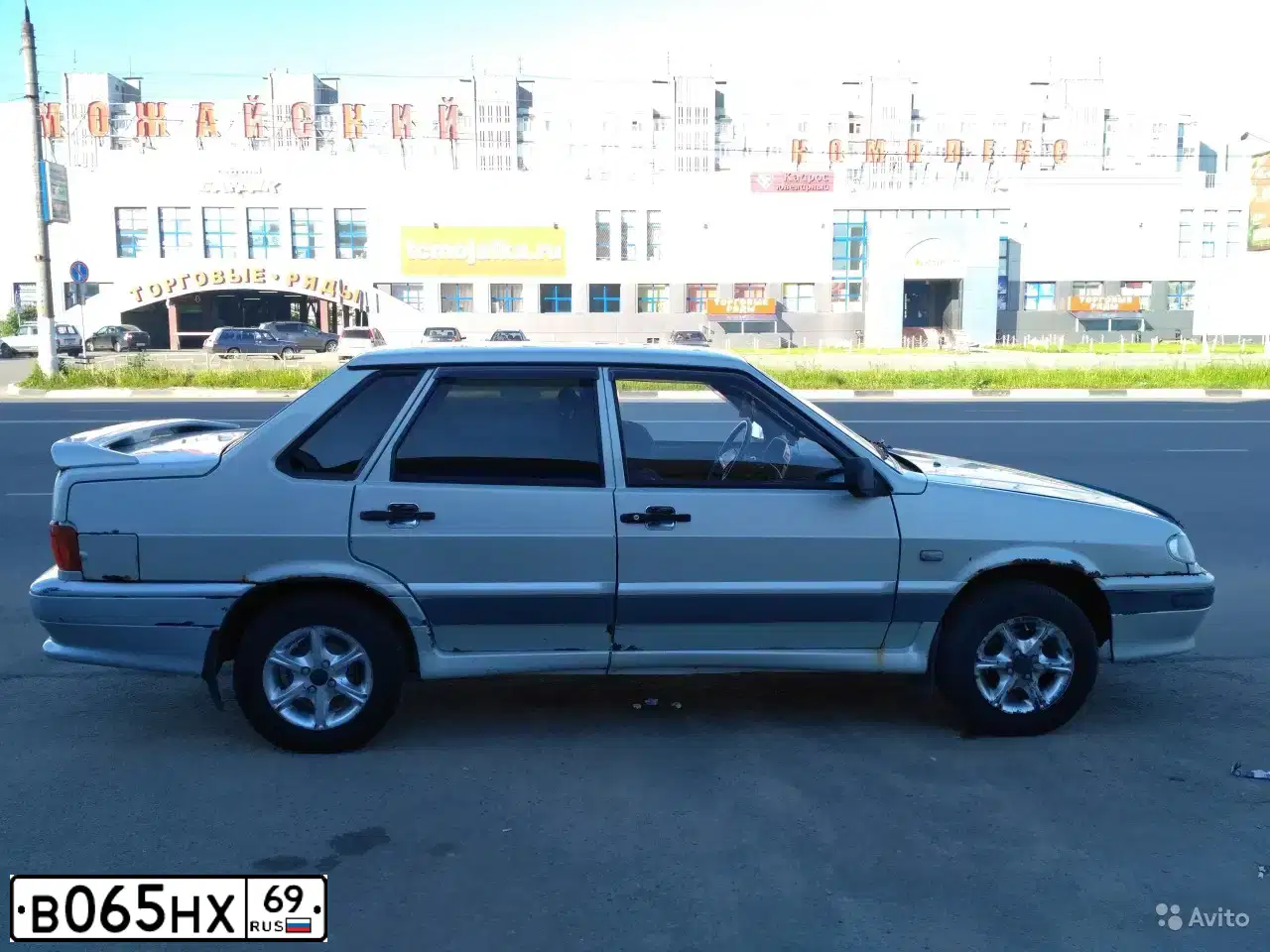 Фото автомобиля LADA 2115 SAMARA, 2005 — госномер В065НХ69. Цвет: МОЛОЧНО-БЕЛЫЙ СЕРЕБРИСТЫЙ