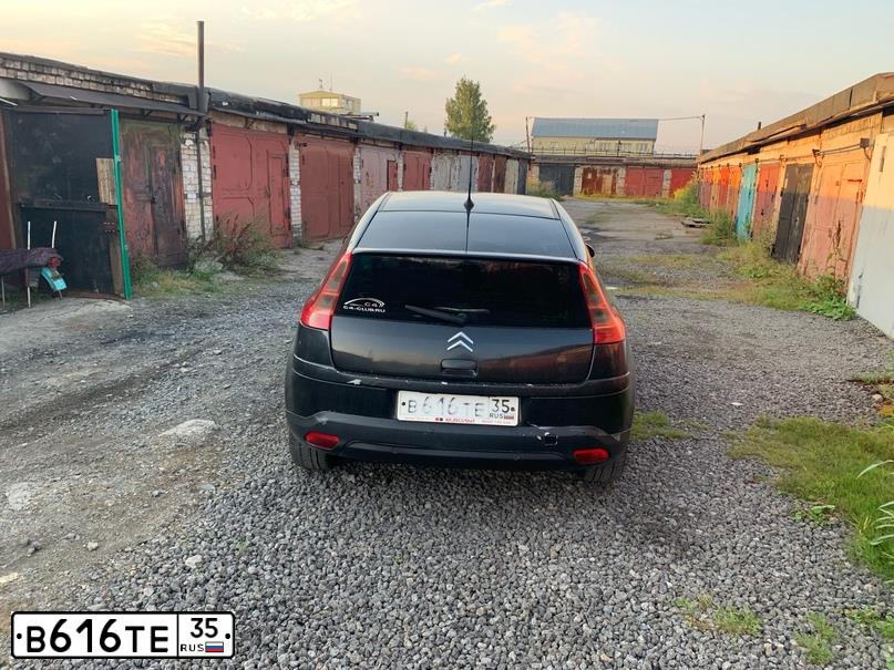 Фото автомобиля CITROEN C4, 2006 — госномер М160АУ35. Цвет: ЧЕРНЫЙ