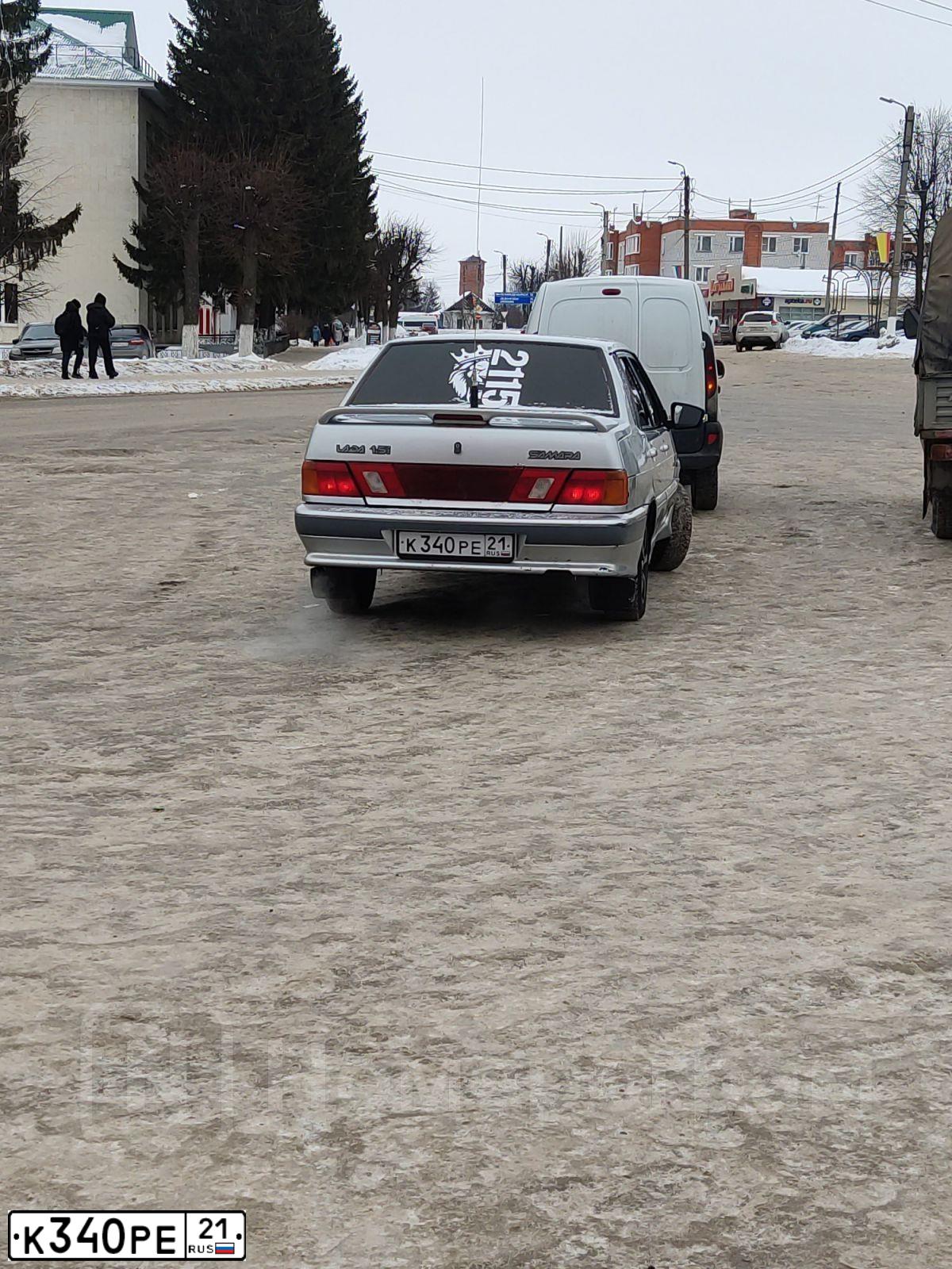 Фото автомобиля LADA 2115 SAMARA, 2004 — госномер К340РЕ21. Цвет: Серебристый
