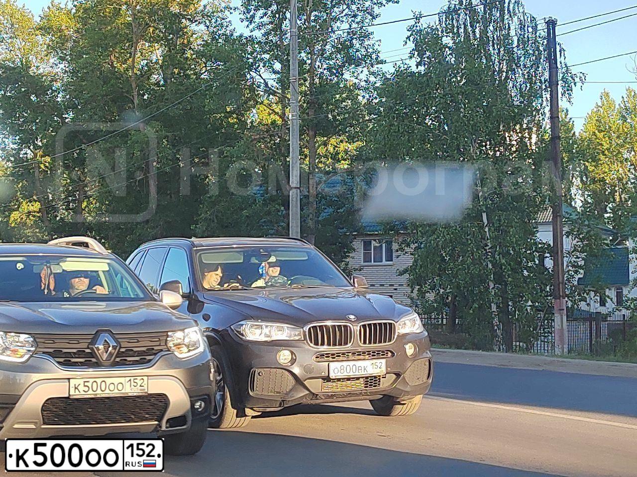 Фото автомобиля CHEVROLET NIVA, 2008 — госномер К500ОО152. Цвет: КРАСНО-КОРИЧНЕВЫЙ