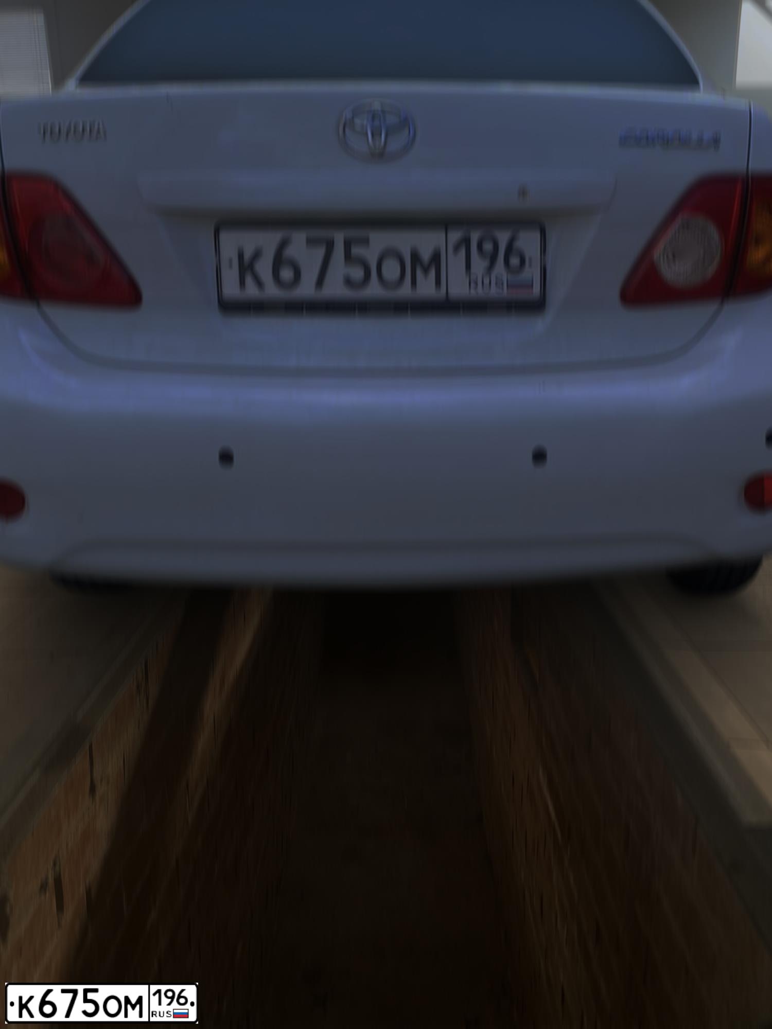 Фото автомобиля TOYOTA COROLLA, 2008 — госномер А119АМ172. Цвет: БЕЛЫЙ
