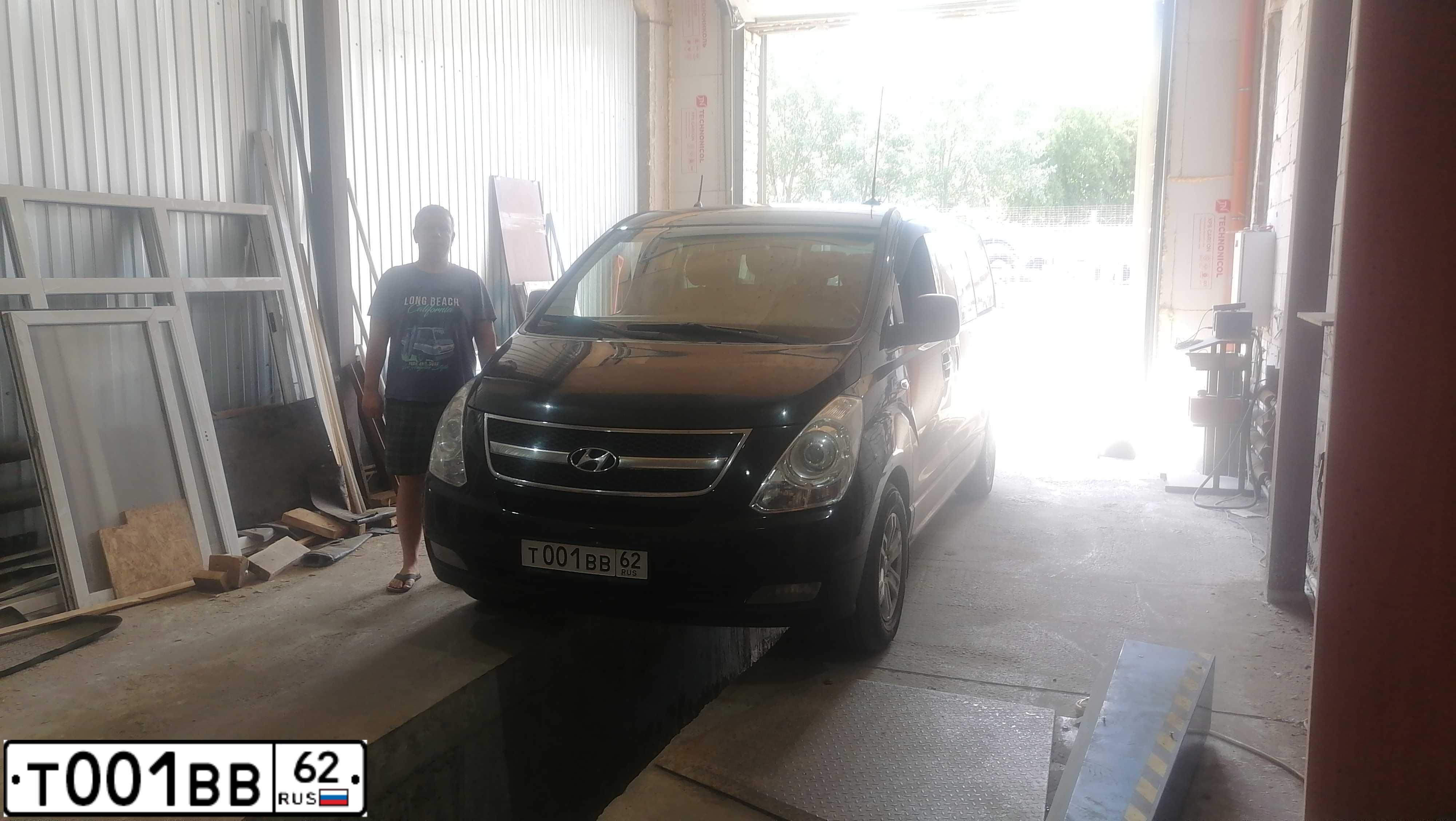 Фото автомобиля LADA 2112, 2008 — госномер У087ЕМ62. Цвет: СЕРО-СИНЕ-ЗЕЛЕНЫЙ