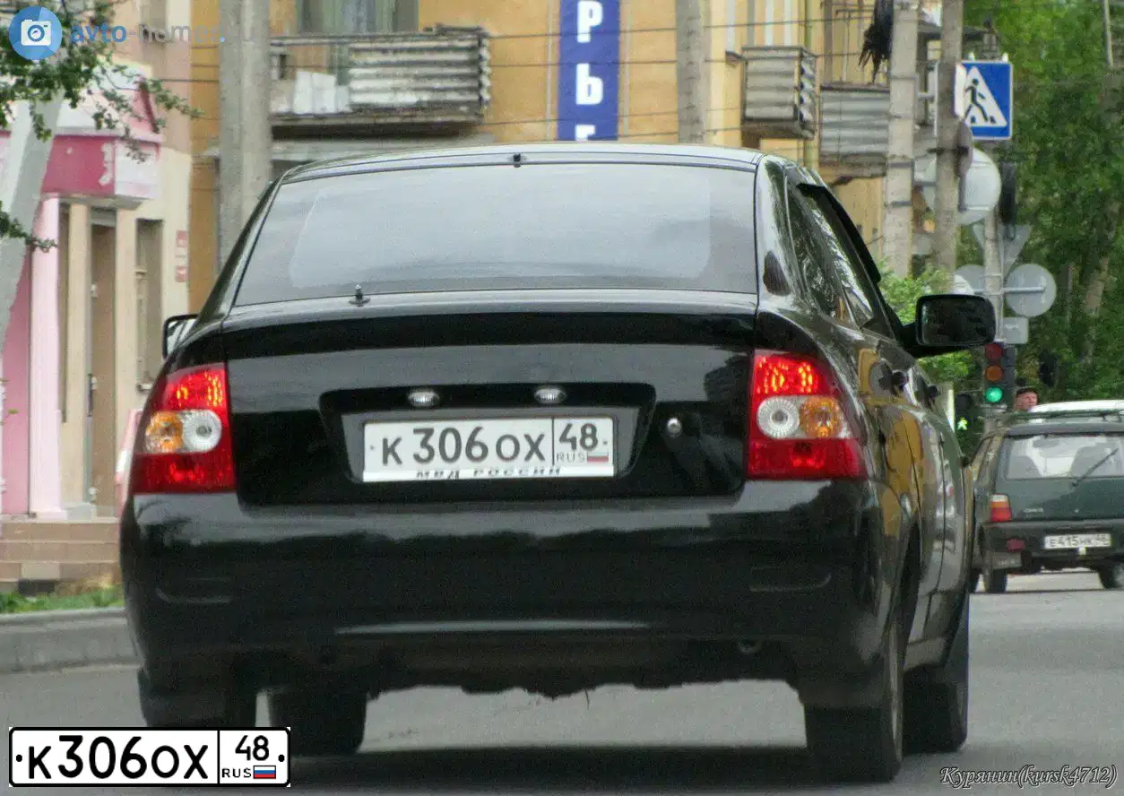 Фото автомобиля LADA 2172 PRIORA, 2010 — госномер О476СР68. Цвет: Темно-зеленый