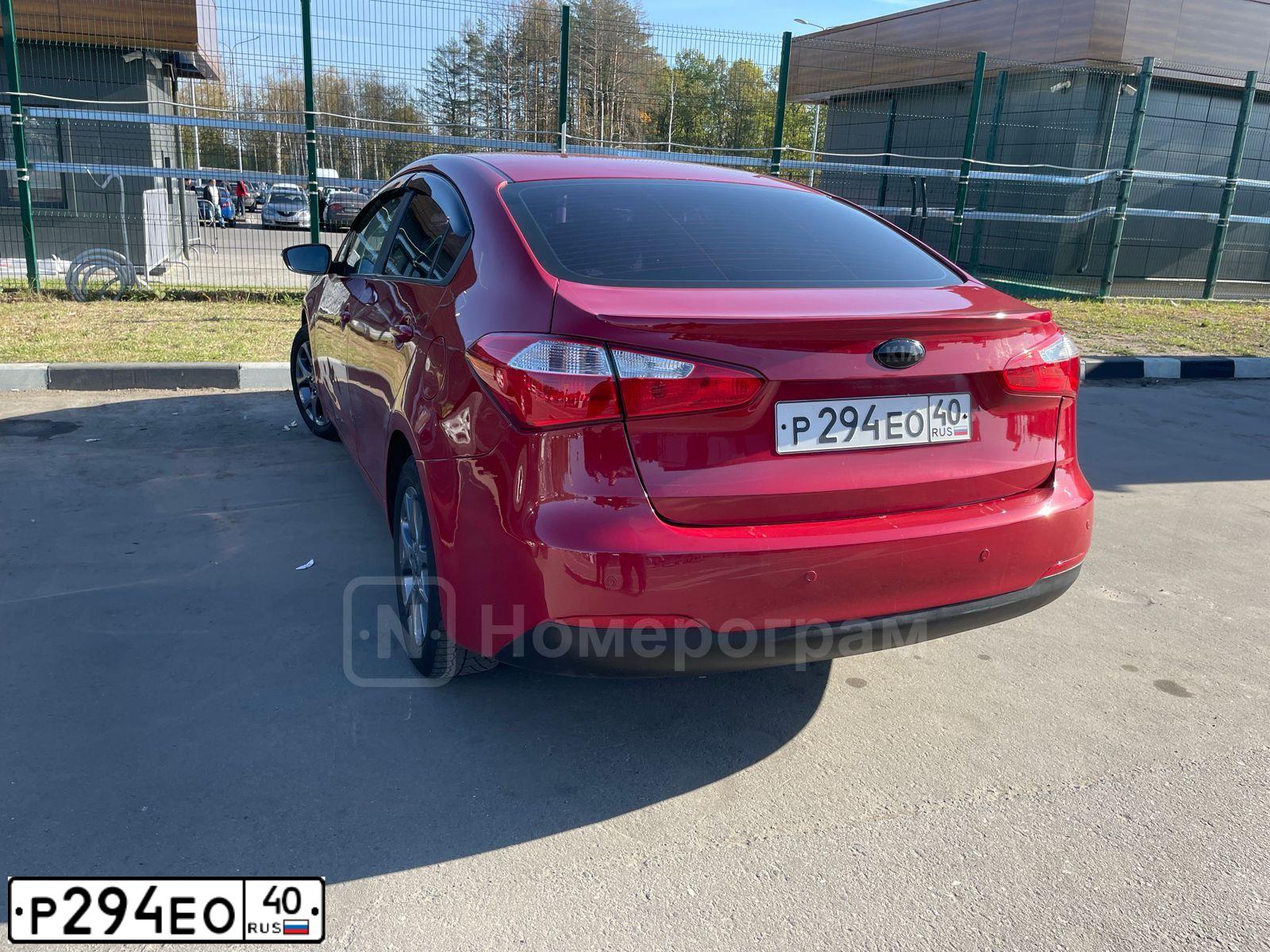 Фото автомобиля KIA CERATO, 2014 — госномер В548ЕЕ777. Цвет: КРАСНЫЙ