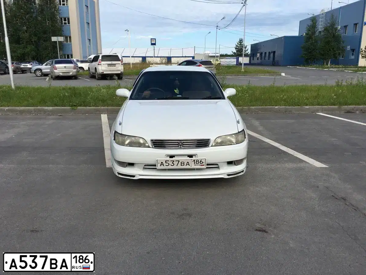 Фото автомобиля TOYOTA MARK II, 1996 — госномер С408ХВ196