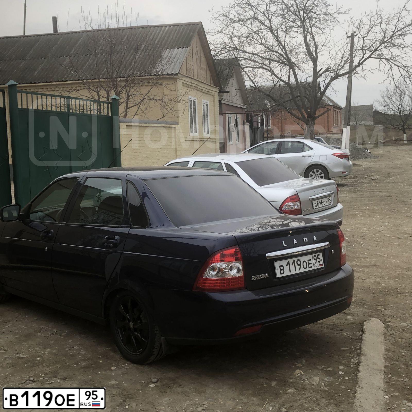 Фото автомобиля LADA PRIORA, 2014 — госномер Е181МЕ15. Цвет: синий