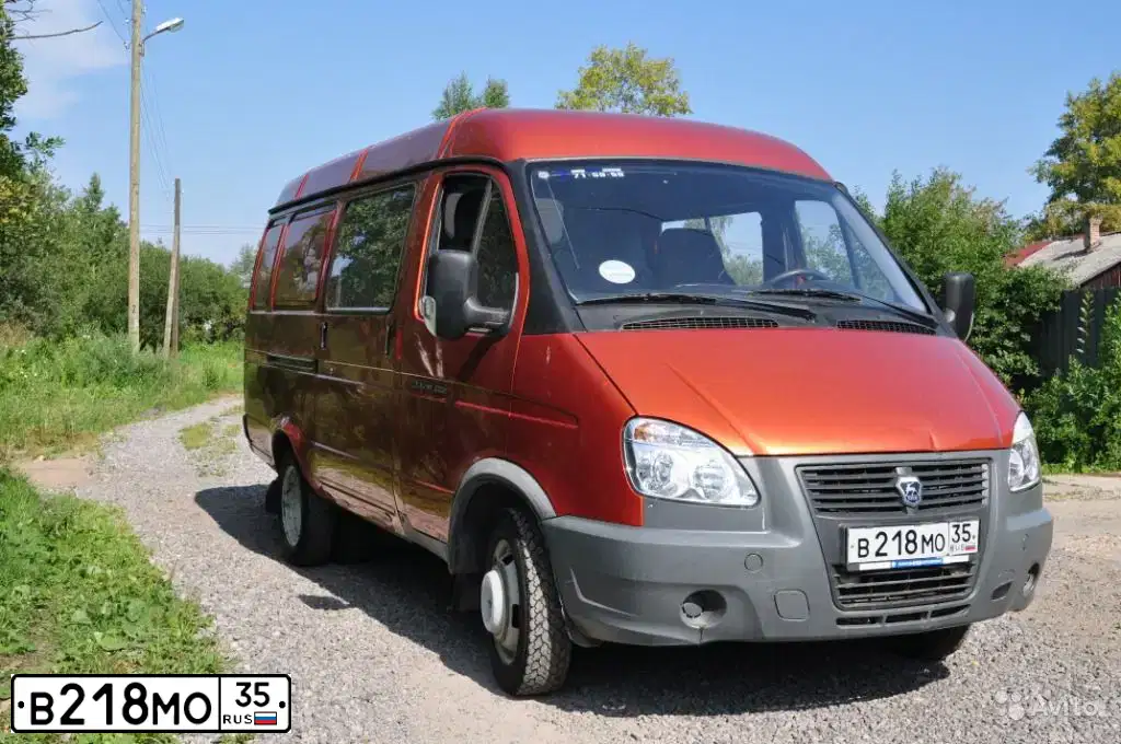 Фото автомобиля GAZ 2705, 2010 — госномер О525МЕ29. Цвет: Оранжевый