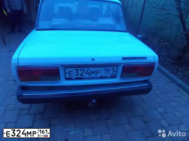 Фото автомобиля LADA 2107, 2001 — госномер Е324МР161. Цвет: ЯРКО-БЕЛЫЙ
