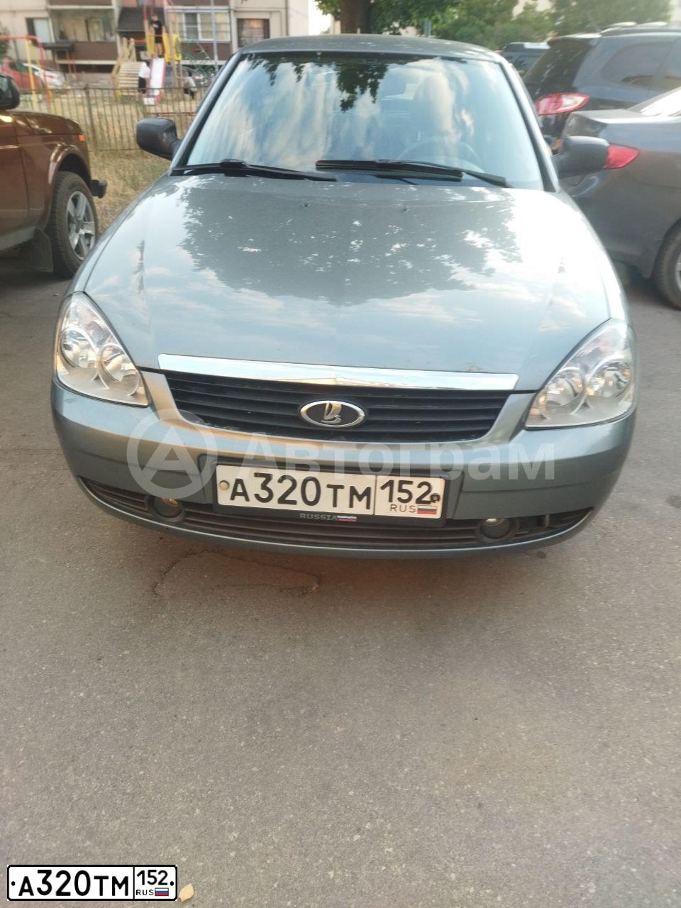 Фото автомобиля LADA 2172 PRIORA, 2010 — госномер А320ТМ152. Цвет: СЕРО-ЗЕЛЕНЫЙ