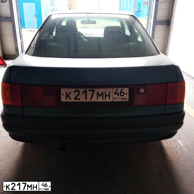 Фото автомобиля AUDI 80, 1989 — госномер К217МН46. Цвет: ЗЕЛЕНЫЙ