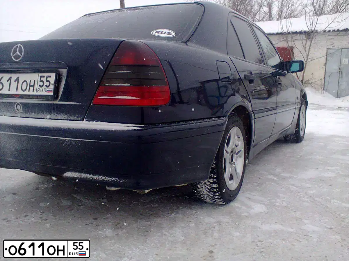 Фото автомобиля LADA 2110, 2001 — госномер О611ОН55. Цвет: СЕРЕБРИСТО-ТЕМНО-ФИОЛЕТОВЫЙ