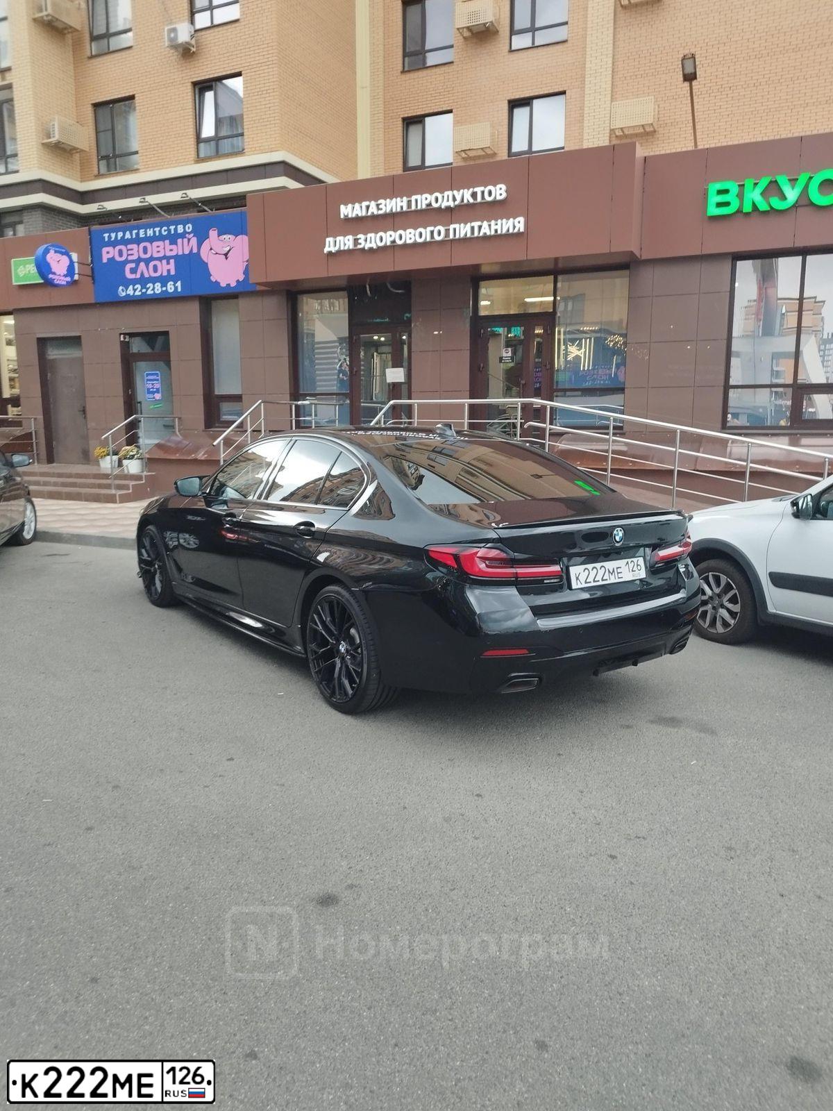 Фото автомобиля VOLKSWAGEN POLO, 2020 — госномер Н055ХЕ126. Цвет: Белый