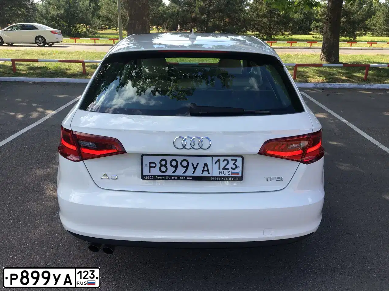 Фото автомобиля AUDI A3, 2013 — госномер Е666СР190. Цвет: Белый