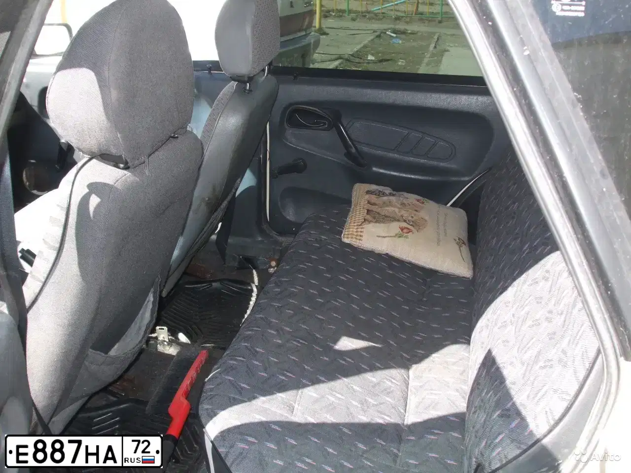 Фото автомобиля LADA 2109 SAMARA, 1993 — госномер Е887НА72. Цвет: БЕЛЫЙ