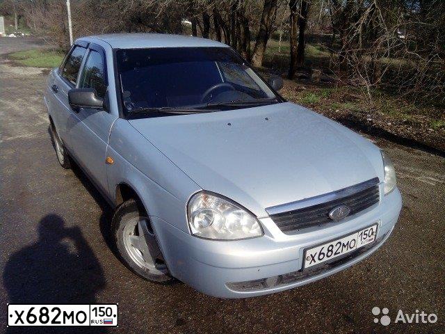 Фото автомобиля KIA RIO, 2013 — госномер Х682МО123. Цвет: БЕЛЫЙ