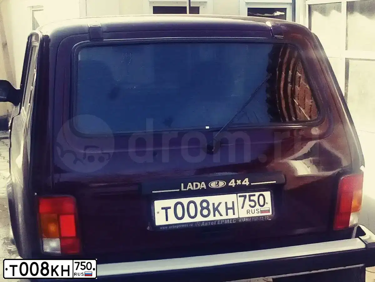 Фото автомобиля LADA 2121 NIVA, 2014 — госномер М819НТ193. Цвет: ТЕМНО-ВИШНЕВЫЙ