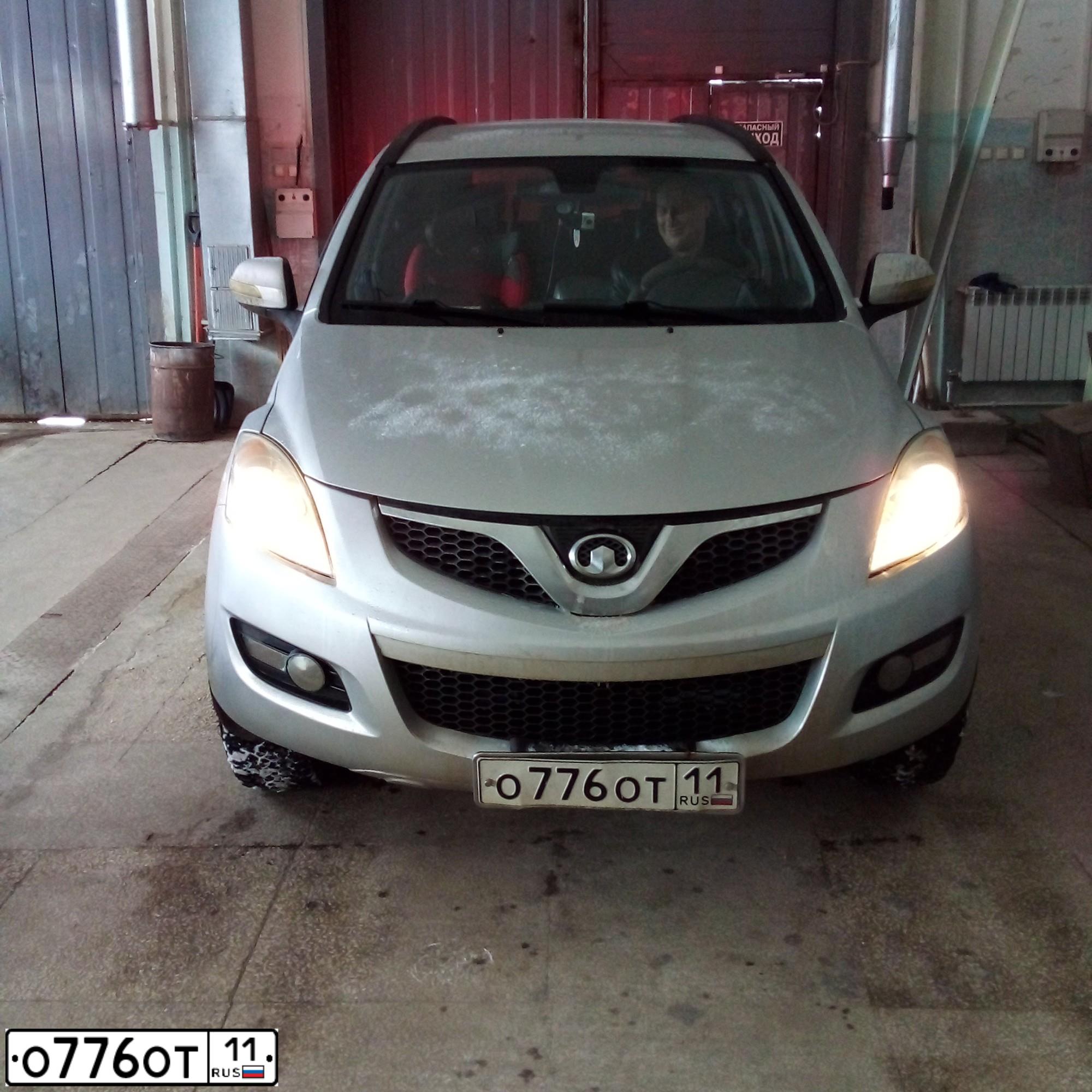 Фото автомобиля GREAT WALL H5, 2011 — госномер Р631ТА11. Цвет: СВЕТЛО-СЕРЫЙ