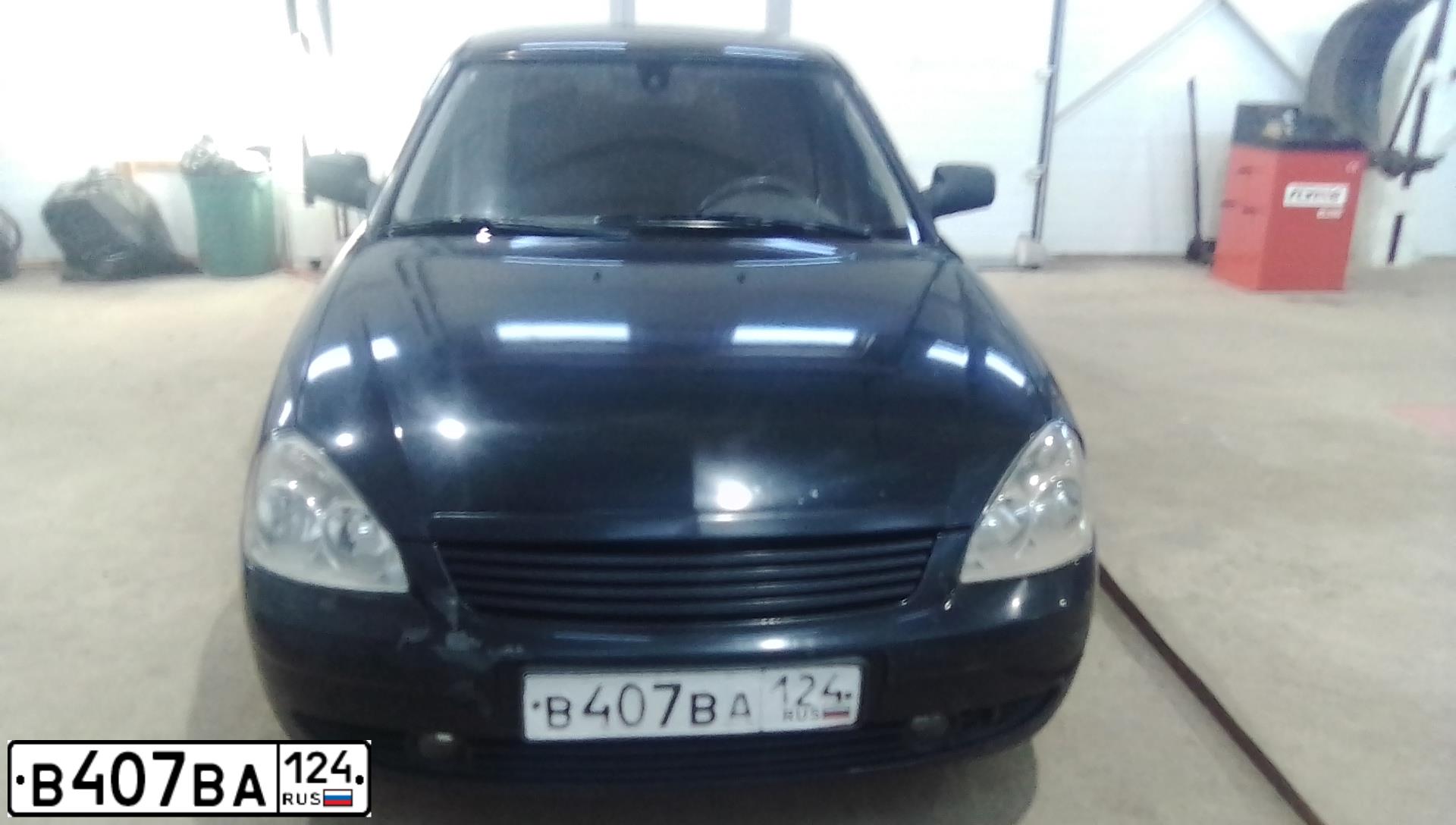 Фото автомобиля LADA 2172 PRIORA, 2010 — госномер В407ВА124. Цвет: СИНЕ-ЧЕРНЫЙ