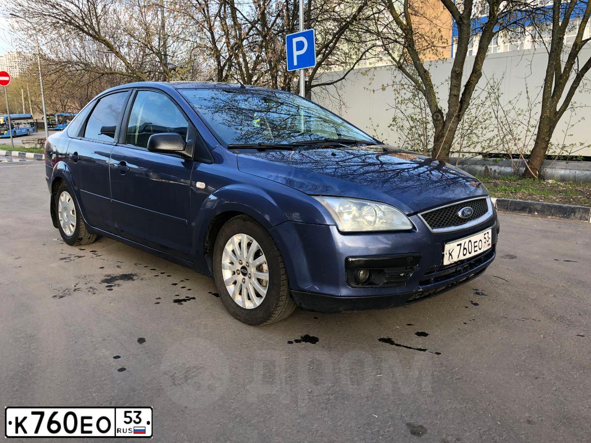 Фото автомобиля FORD FOCUS, 2005 — госномер У120АС550. Цвет: синий