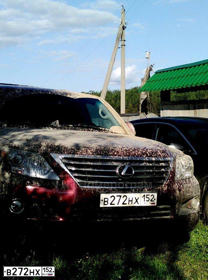 Фото автомобиля LEXUS LX, 2010 — госномер В272НХ152. Цвет: ТЕМНО-КРАСНЫЙ
