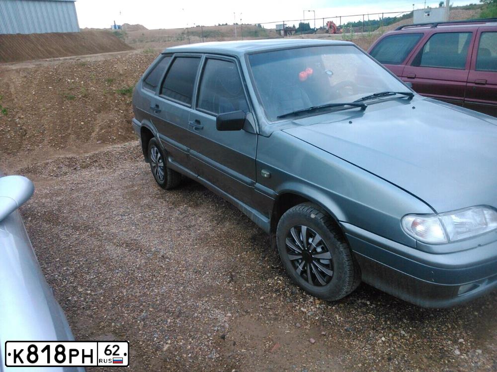 Фото автомобиля LADA 2114 SAMARA, 2004 — госномер К818РН62. Цвет: Средний серо-зеленый мет.