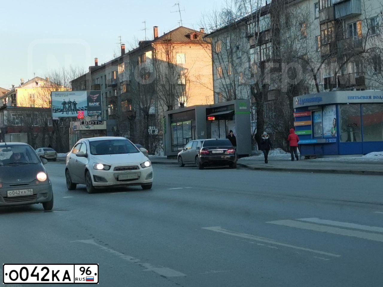 Фото автомобиля DAEWOO MATIZ, 2009 — госномер Т738УО196. Цвет: ЧЕРНЫЙ